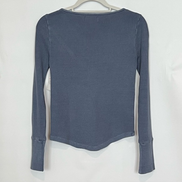 NWT Lucky Brand Embroidered Yoke Henley Top long sleeve Stone Wash Blue XS - Picture 4 of 6